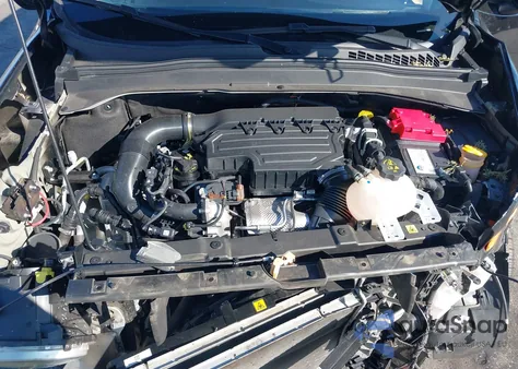 2022 Jeep Renegade Latitude 4X4 из США, поврежденный, VIN ZACNJDB19NPN78712